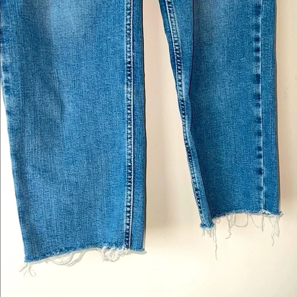 Wrangler Women's High-Rise Rodeo Straight Leg Crop Jean - Picture 4 of 16